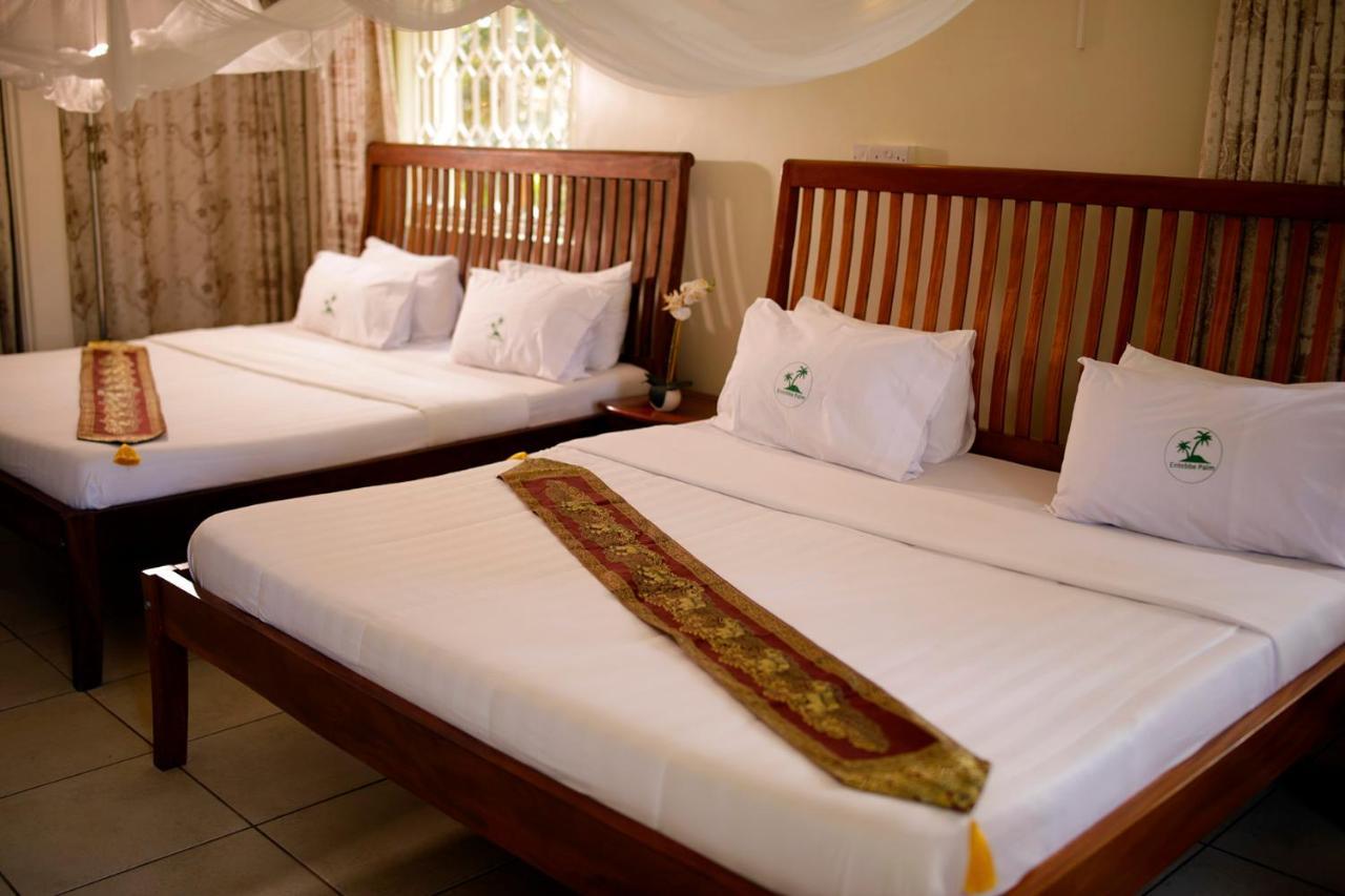 Entebbe Palm Hotel Екстериор снимка