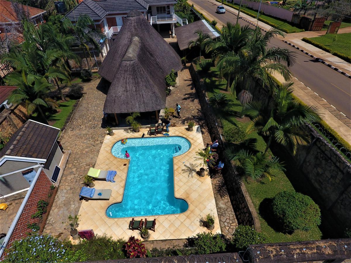 Entebbe Palm Hotel Екстериор снимка